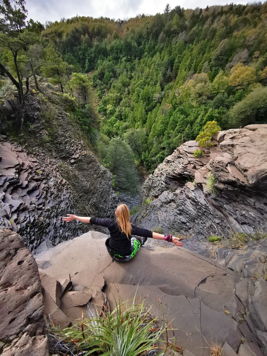 BurgosRafaela17's tweet photo. Que lindo es Chillán gracias a la gente de la zona que me llevo a visitar este hermoso lugar que pocos conocen,  con #aventura4x4 😍

#chile #aventura #fotografia  #paisajes  #postales  #viajes https://t.co/8OXkaXB1PM