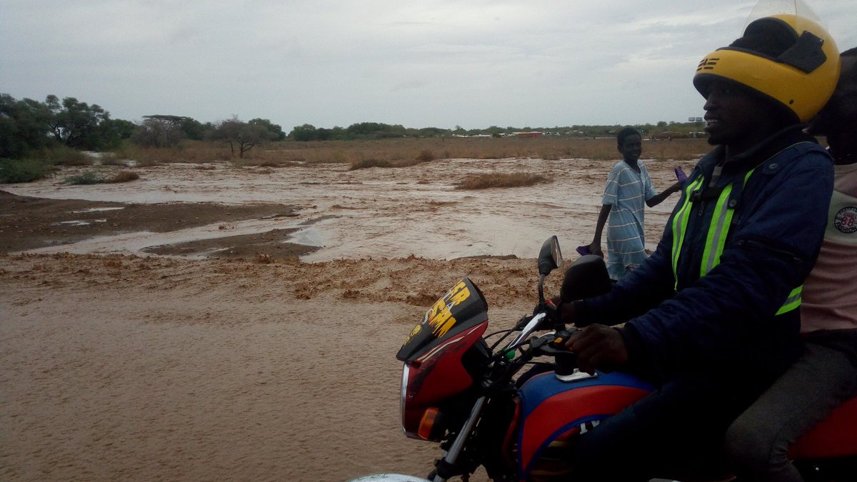 Rainy season in #Kakuma. #Refugess and the #HostCominity are asked to be vigilante . when it floods it indangers people's lives. that's why people are receiving msgs from #FilmAid to guide their children and be careful . Movements should be limited to avoid being blown away.