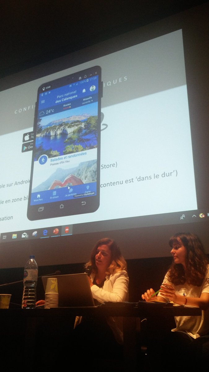 OFBiodiversite's tweet image. #ForumTIC Présentation de la nouvelle #appli participative &quot;Mes Calanques&quot; par Elena Senante et Léna Rouillet de @Setavoo pour le @ParcCalanques. Dispo sur #GooglePlay et #AppleStores
