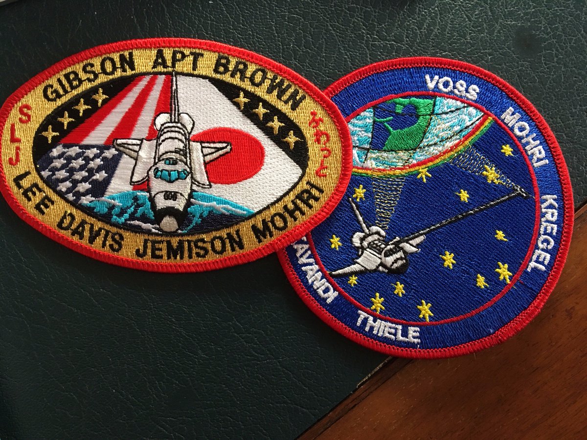 Ajmeunier's tweet photo. Ce matin, moment privilégié. Visite privée du @MuseeAirEspace en compagnie de l'astronaute japonais Mamoru Mohri, vétéran des missions #STS47 et #STS99 de la navette spatiale et aujourd'hui directeur du musée @miraikan de Tokyo. https://t.co/fdAwqaCm9t