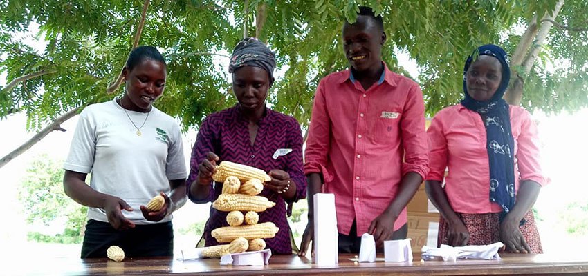 dlab_mit's tweet photo. MIT D-Lab's Amy Smith has been in Uganda working w @youth_sat conducting a Creative Capacity Building wkshp for 25 in Rhino #Refugee Camp, #Uganda. #bottomupinnovation  https://t.co/CWcqvAyObT https://t.co/lMCj0oZvxv