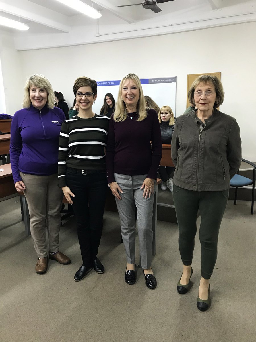 UMSA_Oficial's tweet photo. En el marco del acuerdo firmado entre la #UMSA con la Texas Christian University, estudiantes de la universidad norteamericana participaron de unas clases de la Licenciatura en Fonoaudiología de UMSA. https://t.co/AZGriVjCdq