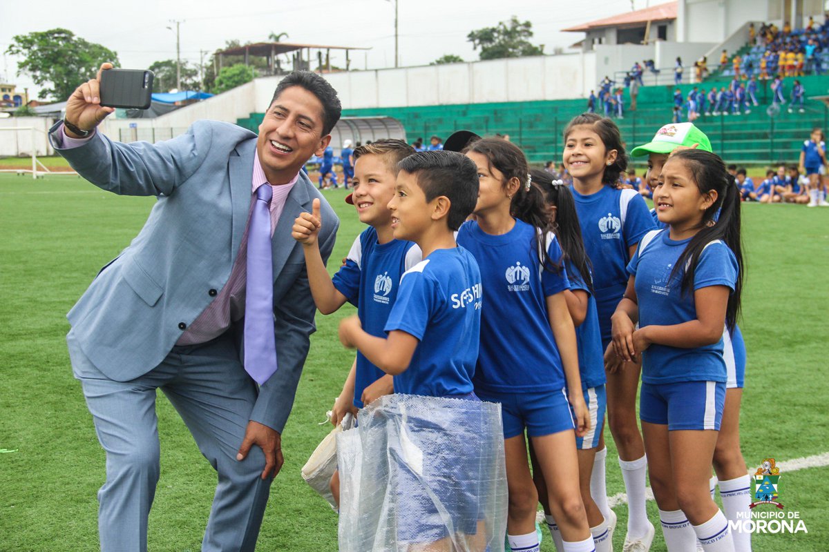 Alcalde participó del programa especial por el día del Niño. Un programa realizado por el Ministerio del Deporte, Municipio de Morona y la Cooperativa JEP