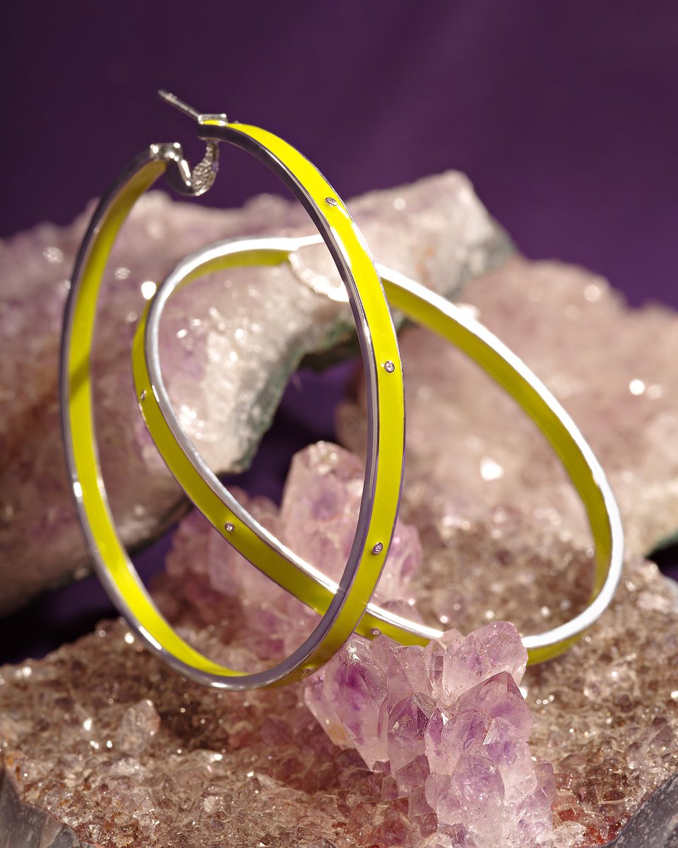 Coomi_PR's tweet photo. Glorious yellow, perfect for summer ☀️ #COOMIjewels https://t.co/hvRsRyTaf5