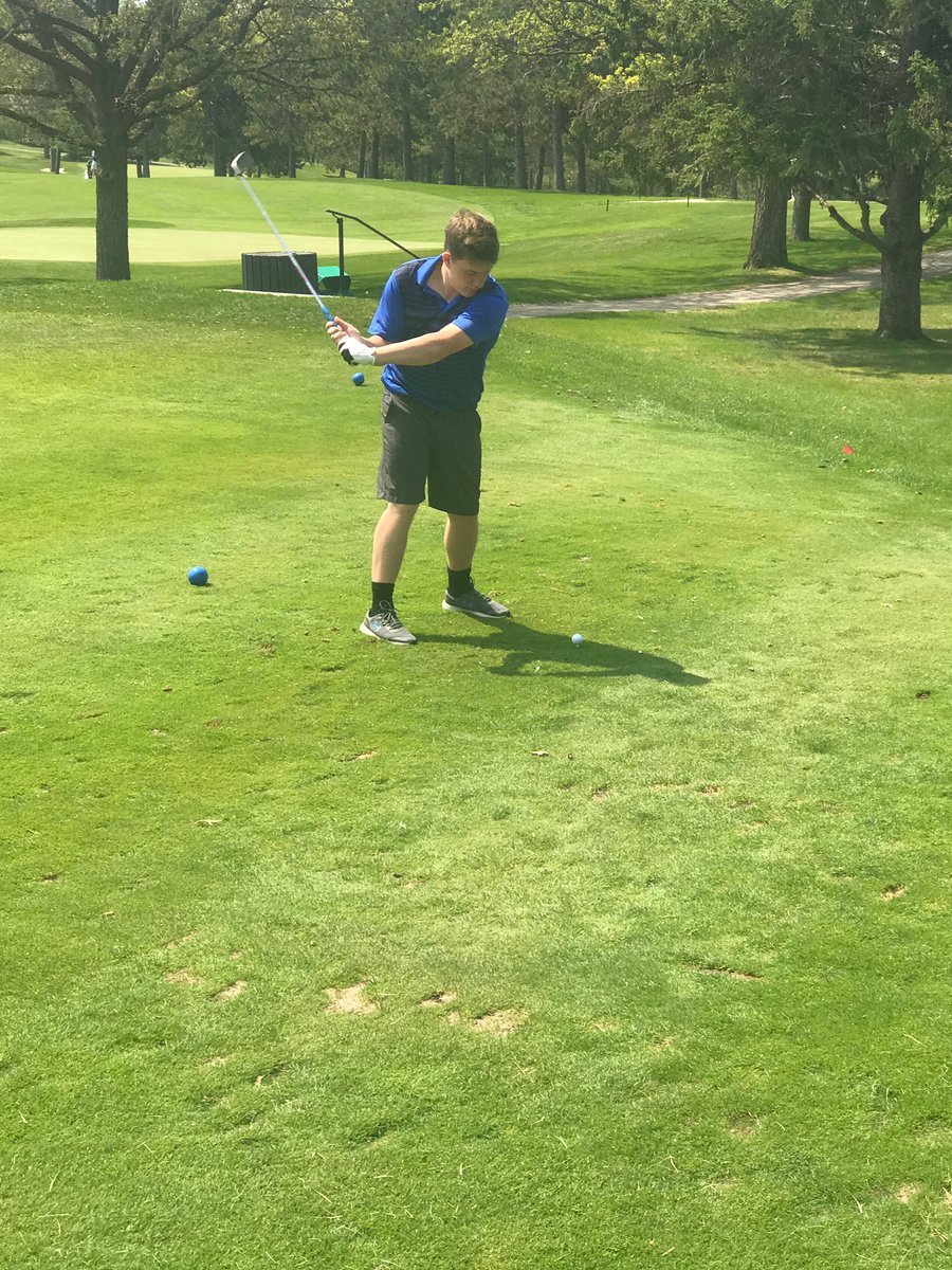 ProwlerBlueCrew's tweet photo. Sam Haubrich putting for birdie on 5, and Zach Koestner teeing off on 6 at the section meet in Bemidji today.  Results to come later! https://t.co/0oGYImt5oP