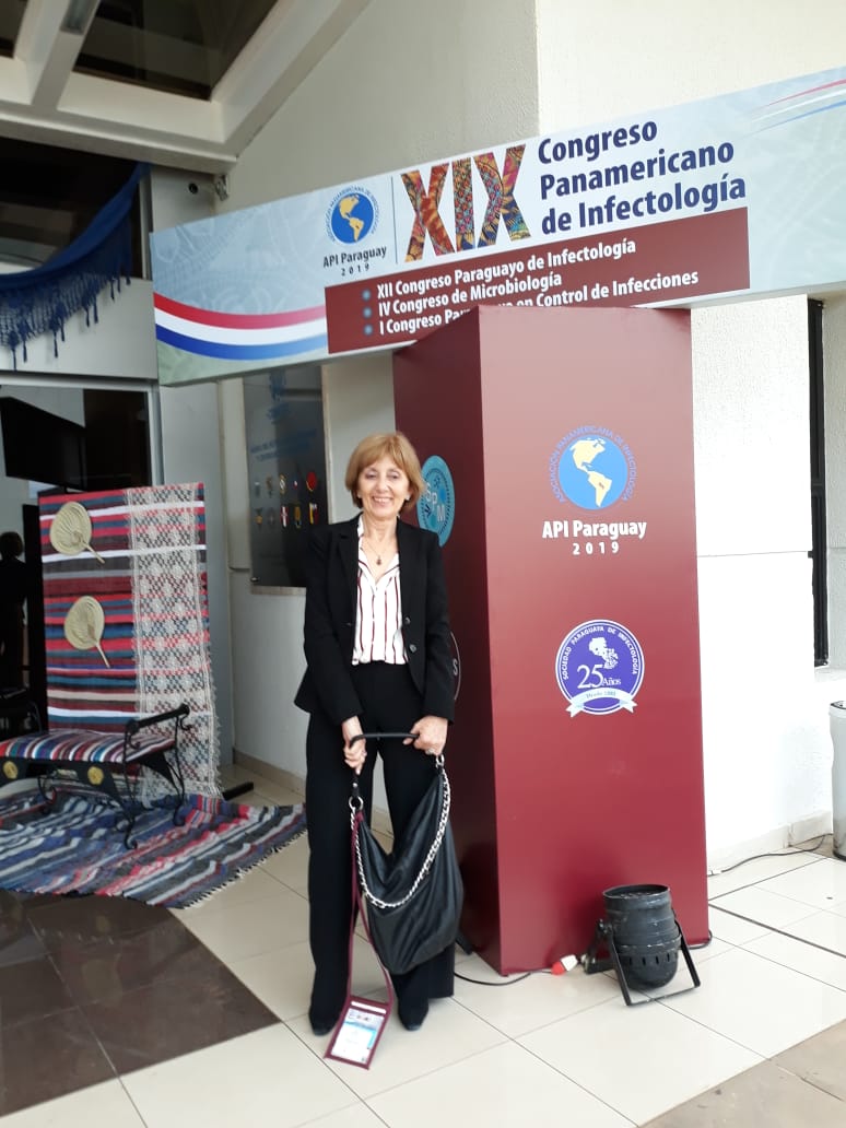 codeinepCDI's tweet photo. 📸 Compartimos imágenes de nuestra directora Mg. Stella Maimone en el «I Congreso Paraguayo en Control de Infecciones» (el cual se celebró en el marco del XIX Congreso Panamericano de Infectología), donde participó como disertante en representación de #CODEINEP y de #ADECI https://t.co/IS8yrZfiot
