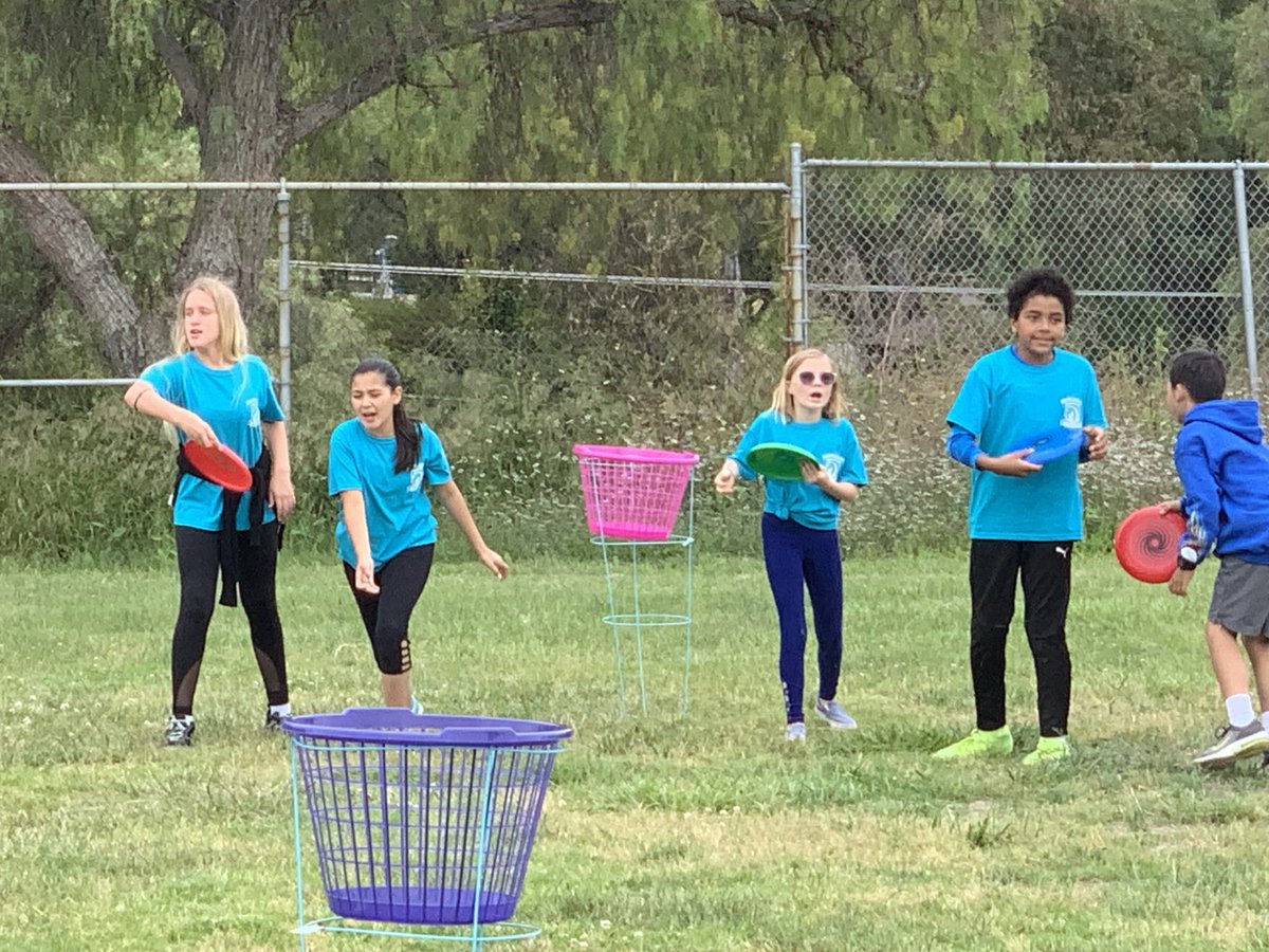 DapplegrayPTA's tweet photo. 5th Grade Field Day was a blast! https://t.co/1cOMWMUiPU