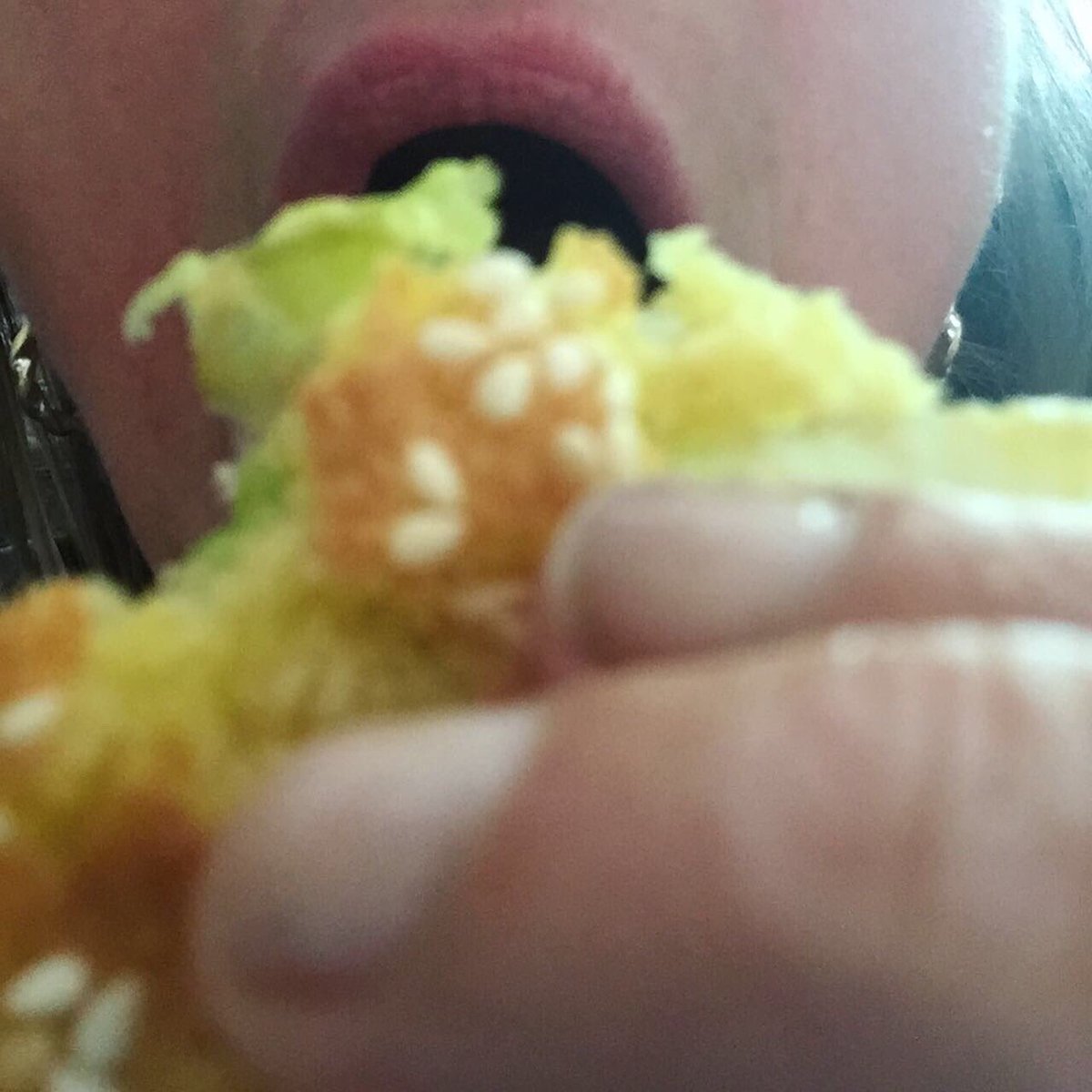 Sandyland_123's tweet image. LEFTOVERS 😋 are my favorite!!! 🍔 
.
Easy, quick, mindless...
.
These are yesterday’s BURGERS from a cookout repurposed as today’s lunch on #90secondbread with @ghughessugarfree bbq sauce.
.
Say “yes” to leftovers!
.
.
.
.
.
🥑+🍗+🥗+💦+ 🏃‍♀️=💪
#eatmeat #keto #carnivore #ketodiet