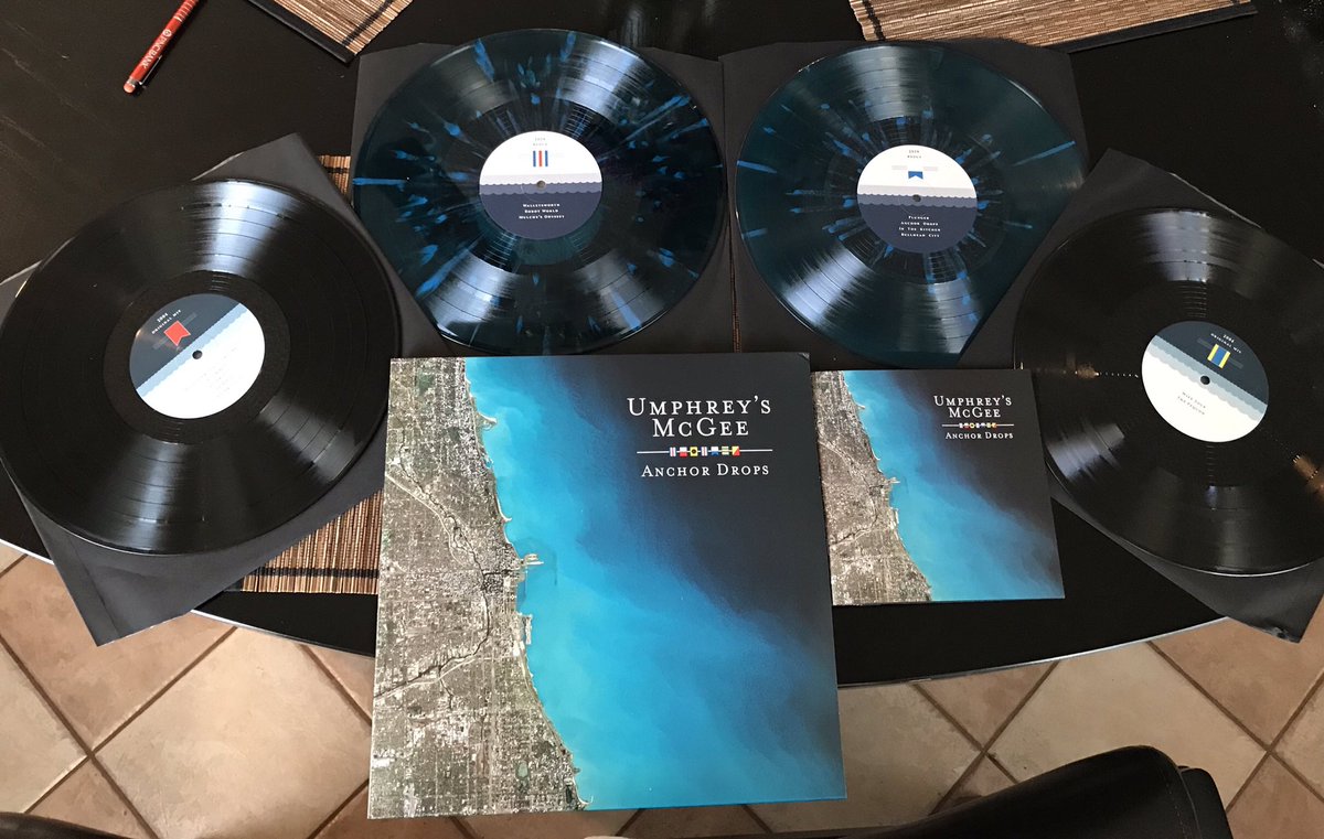 str8earlin's tweet image. Early birthday presents from your fiance are the best especially when they pertain to @umphreysmcgee Love is real, not fade away!!! \mm/ #UMPH❤️ #Grateful