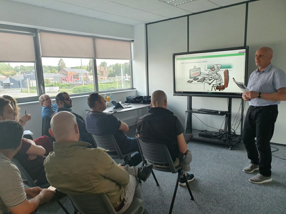 AggloMaubeuge's tweet image. Ce soir, atelier gratuit au pôle #numerique de l'@AggloMaubeuge dispensé par @orange @Orange_France sur la #cybersecurite