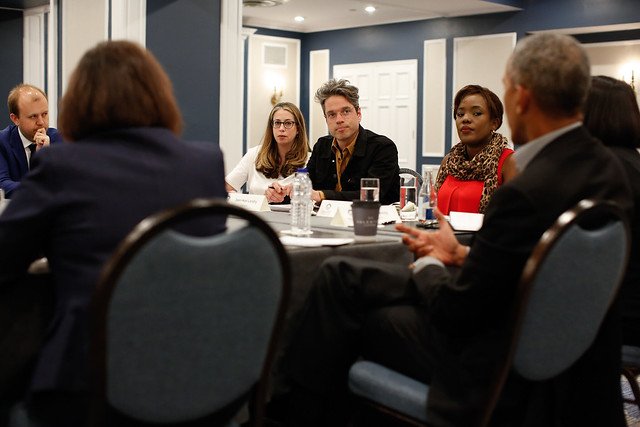 Our ED, Jean-Noé, was 1 of 9 leaders invited by <a href="/ObamaFoundation/">The Obama Foundation</a> on Fri to talk gov transp, inclusivity, accountability w/ <a href="/BarackObama/">Barack Obama</a>. What an honour! So cool to chat #opensmartcities + learn from global leaders. Press release tiny.cc/lvoq7y Photo: The Obama Foundation