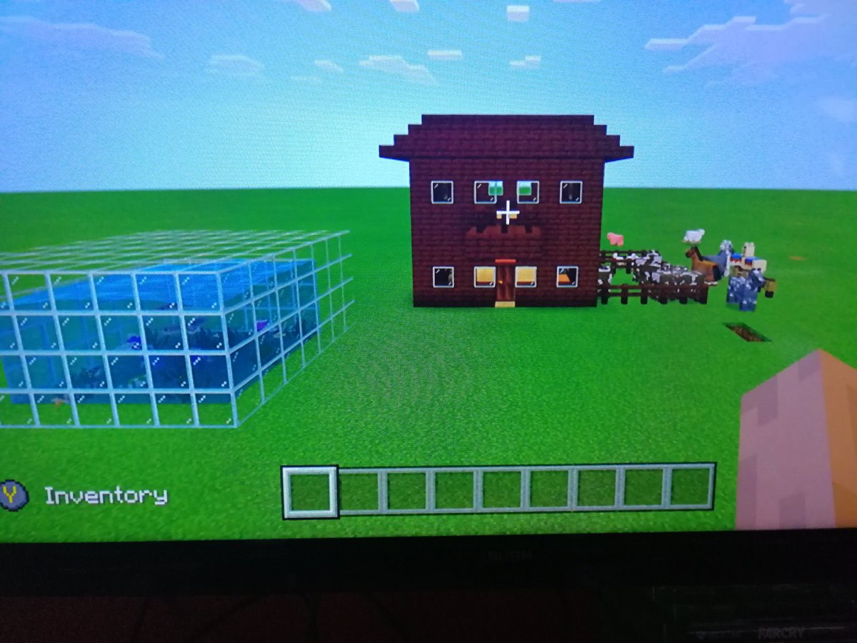 katiexxx21's tweet photo. @StJohnPaulGCC Jack P5 Minecraft house #digitalweek2019 https://t.co/Vv4y529L2O