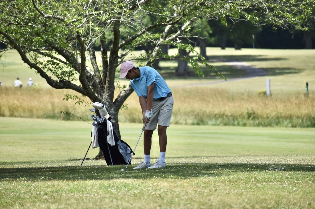 TennPGA's tweet photo. Bo Twerdahl using the Texas Wedge to get out of trouble at the Tennessee PGA Junior Championship. It worked well! #tennpgajr https://t.co/9f6pnQGLCQ