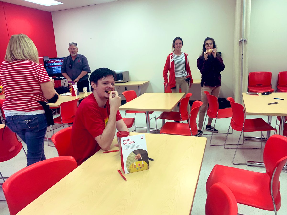 Douglasammm's tweet photo. 108 kicked off our #TMgivingcampaign with Donuts for Donations! Love working for a company that encourages our team to give back to the community!  #worksomewhereyoulove #giveback https://t.co/sjI2G4fAQd
