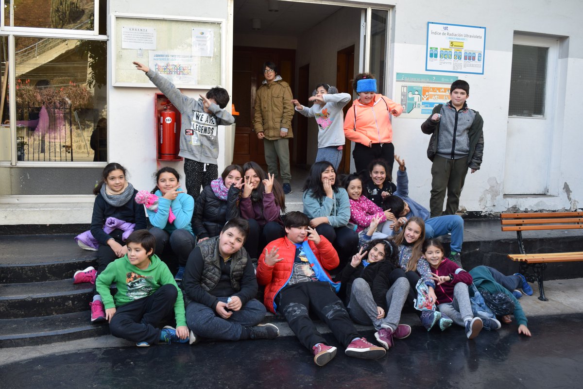 Segunda Pasantía al Colegio Montealegre de Viña del Mar.
Hoy nos visitaron los/as estudiantes de 5° y 8° básico.
Gracias a la Dra. Mariel Campalans y a Juan Pablo Monsalve Quiroz por su colaboración.