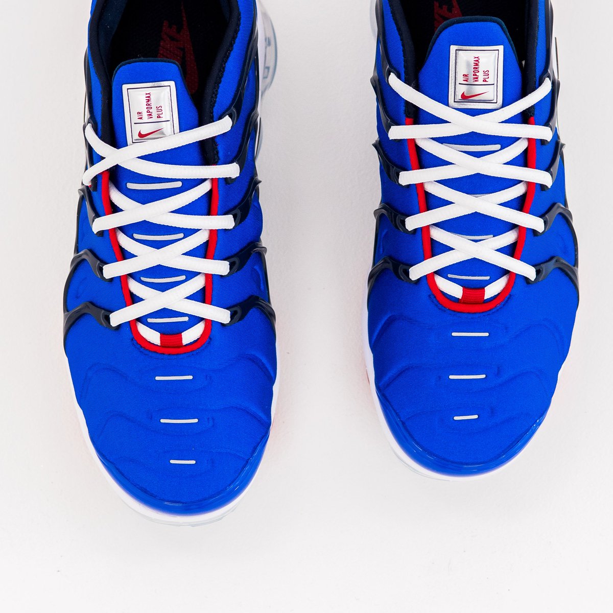 nike air vapormax plus racer blue university red