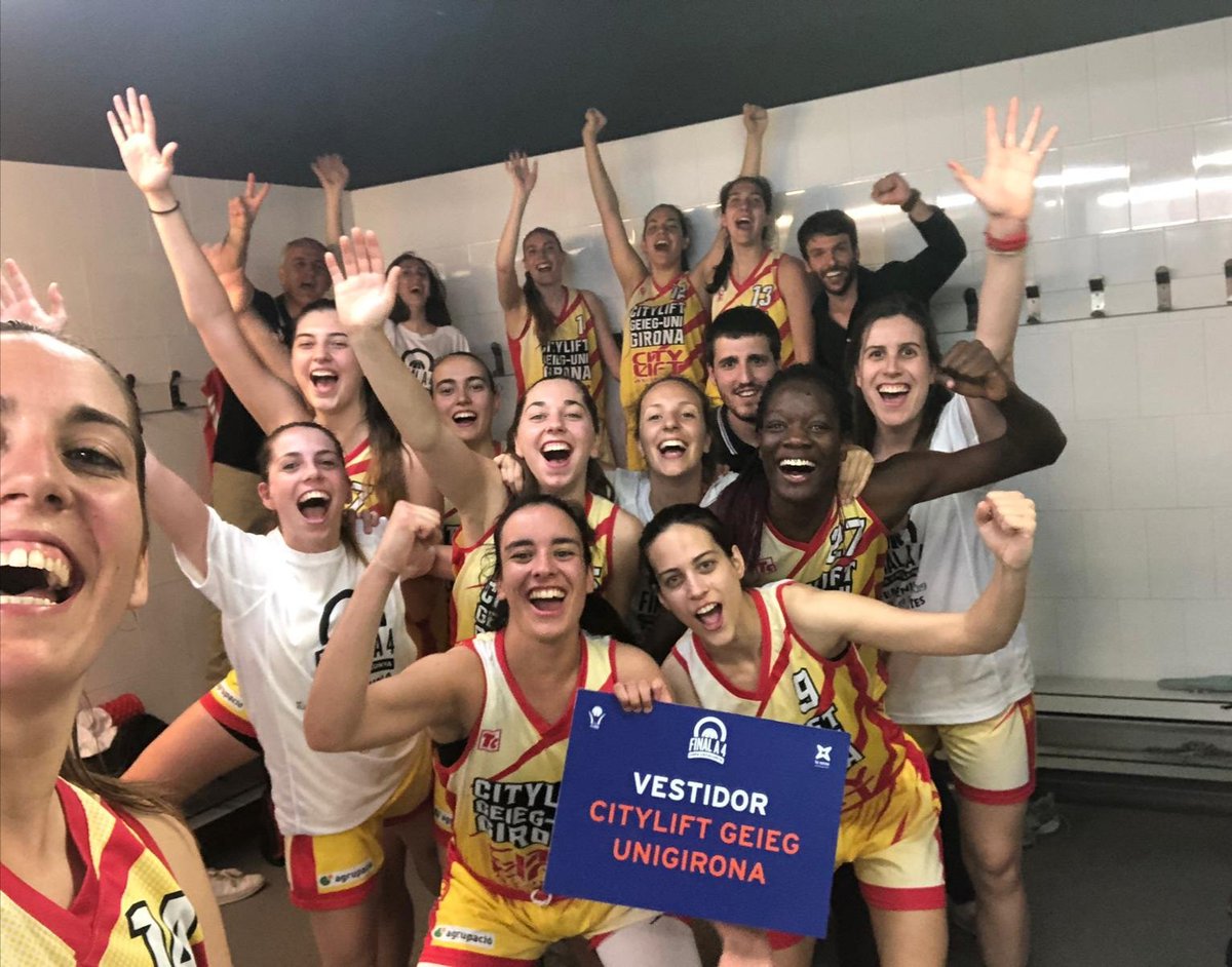 JP_Torralba's tweet photo. Acaba un històrica temporada on el QUÈ s'ha aconseguit és brutal, però el COM s'ha aconseguit és encara millor.
Amb un equip 100% de la base, amb uns valors i una manera de fer característica, un projecte amb una identitat.
🏆🥇Ascens ➡️ Lliga Femenina 2
#JuntesSomMésFortes 🙌👏 https://t.co/o44NjDFCnG
