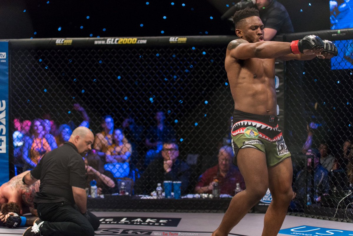 TheTruthJackson's tweet photo. Friday Night Violence... brought to you by @LFAfighting & @AXSTVFights. Check out some of my favorite shots from #LFA68 on Instagram (@TheTruthJackson).
https://t.co/T2mjm4xOL4 https://t.co/nAVRNYBOCw