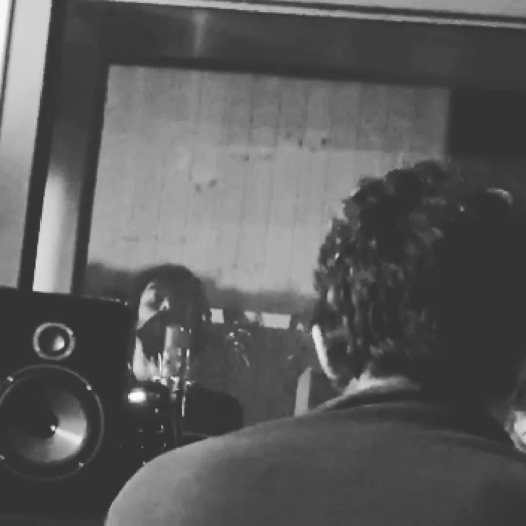 noiseboxband's tweet photo. Fin de semana productivo grabando nuevo material en #MIAstudio
#grabando #NuevaMúsica #alternative #Music #shoegaze https://t.co/VFpH9WOmcX