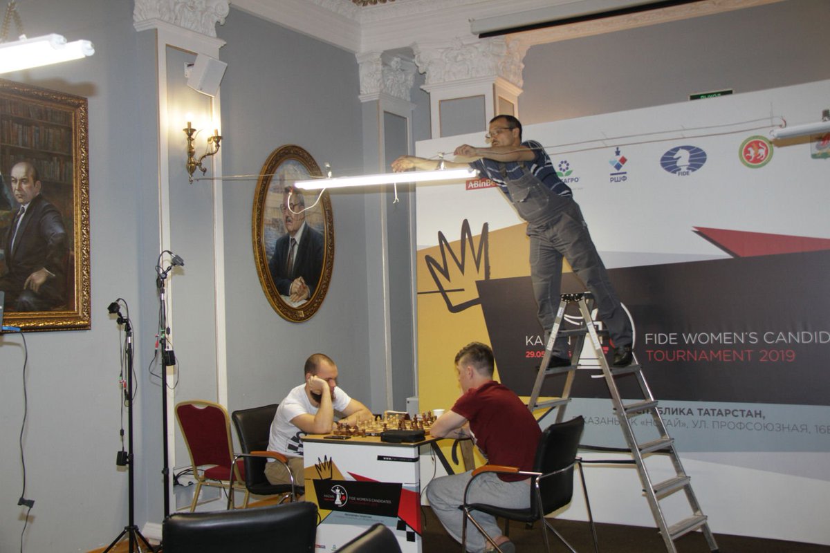 GMIanRogers's tweet photo. The new playing hall for the Women's Candidates tournament in Kazan was assembled today, although some of the workers became slightly distracted... https://t.co/WR8R3OJ8XJ