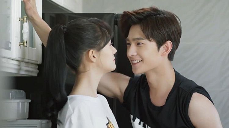 yangarchive's tweet photo. 🎥: Love O2O 
*a thread*
10/10 - good romantic comedy chinese drama.

Both characters were portrayed perfectly like they were born just to do this drama. I’m so inlove with the game effects and how they changed my perspective towards gaming, even got me to download MMORPG’s!!! https://t.co/SfW92UFwp7