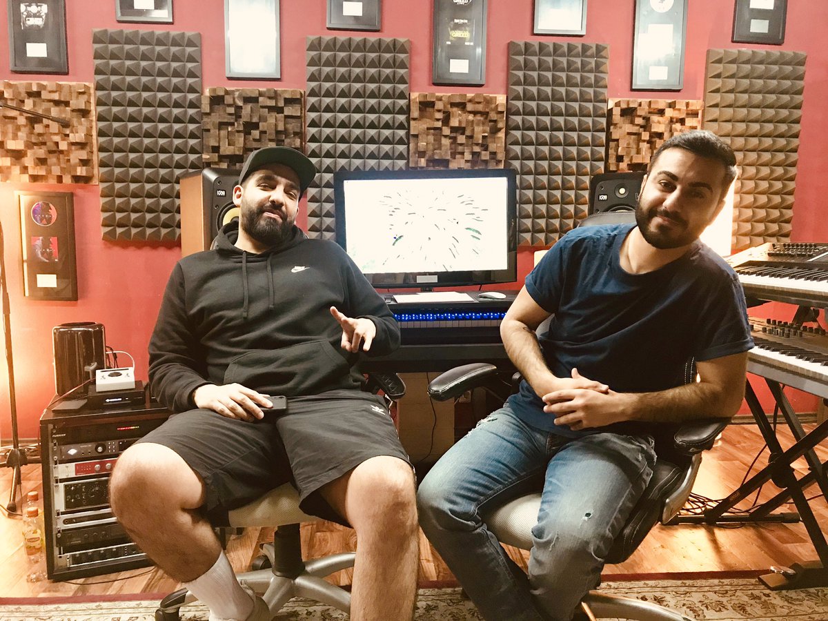 OnOneMusic's tweet photo. Es geht wieder los @FARD 😈 https://t.co/X2uN7ENhiz