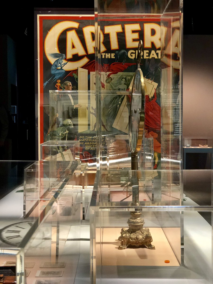 JGlarner's tweet photo. The best thing about #MuseumNext is that sessions and welcome recepcions are held in museums and between two glasses of wine you can visit a great exhibition @ExploreWellcome #WellcomeMagic https://t.co/ZYZc48Azpl