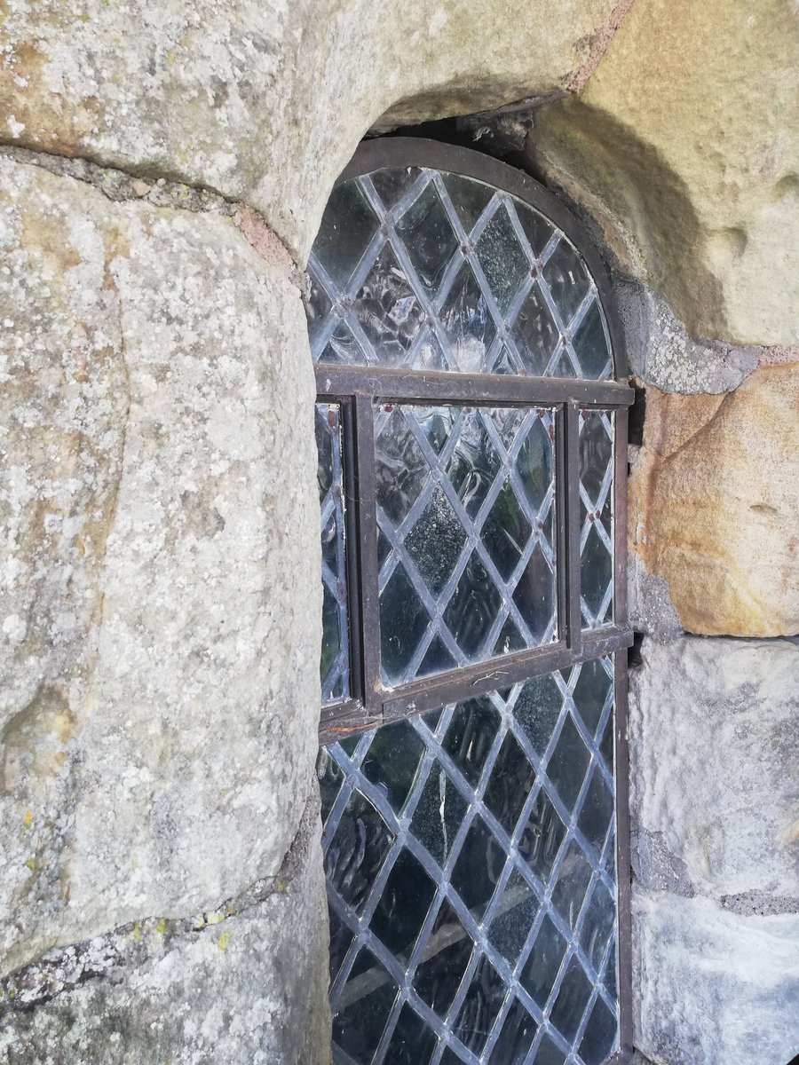 louiseekelly2's tweet photo. Day one of @HistEnvScot summer school saw us leaving @HESEngineShed and exploring #DouneCastle loved learning more about the conservation work being done there despite how high up the scaffold we went! https://t.co/x5YGtmbjRd