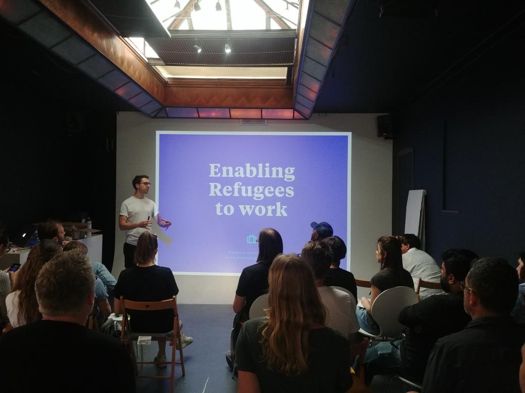 ThisIsTomsBlog's tweet image. Ace to pop back in to @hyperisland to talk about my thesis and IRP project with this year's students 😃