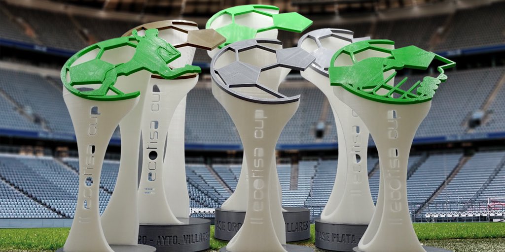 MPF3D's tweet photo. Os mostramos algunos trofeos personalizados que diseñamos para la II edición de @EcotisaCUP. 
Mejor jugador, equipos ganadores...
⚽️🏆🏅

@Ecotisa_ 

#NoLoDejesFueraDeJuego 
#Impresoras3d #impresion3d #personalizacion https://t.co/GCx3hQA1fx