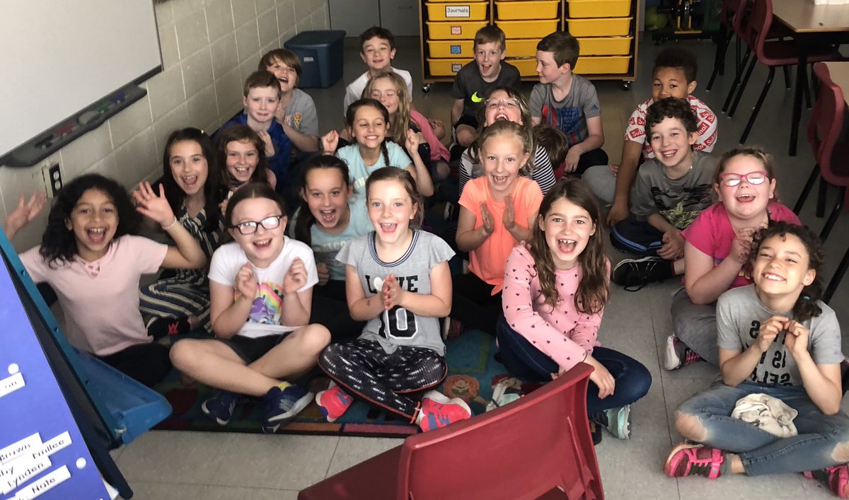 msbmaccallum's tweet photo. Did I just announce I’m giving away free cupcakes or did I tell them we’re starting multiplication in math? - It was the second one! Who knew? 🤷🏻♀️ The grade 3’s cant wait to multiply!! #theylovemath #thebest @AldershotElem @AVRCE_NS @MrsJackman3 https://t.co/SzeAVfdG4B