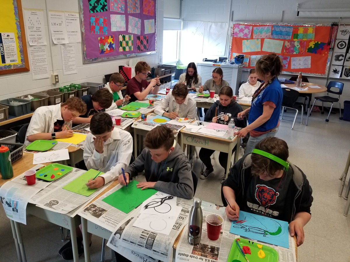 LPS_Crestview's tweet photo. A big thank you to Judy and Shelby from CAHEP and Maxine from the Oliver Paipoonge Public Library for working with Mr Sawyer's grade 7 and 8's and teaching them how to paint in The Woodlands style.  #LPStb https://t.co/JilPltWbs1