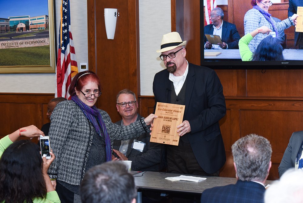 Eco-Educator Award presented to Juan Lopez <a href="/CityOfBoston/">City of Boston</a> <a href="/LULAC/">LULAC</a> who attended the Community Action Event <a href="/NEInstituteTech/">New England Institute of Technology</a> as we tackled #climatechange &amp; presented a screening of #ParistoPittsburgh. Thank you for your GRT WRK! <a href="/BosGreenFest/">Boston GreenFest</a> #green #sustainability