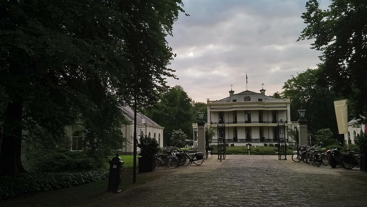 Gehele fractie Wij Lokaal morgen naar 2 daags Vng congres te Barneveld. Veel informatie opdoen over alles wat in gemeenteland interessant is! Inspirererende locaties: Nacht doorbrengen in kasteel Vanenburg en morgenavond netwerken in kasteel De Schaffelaar,