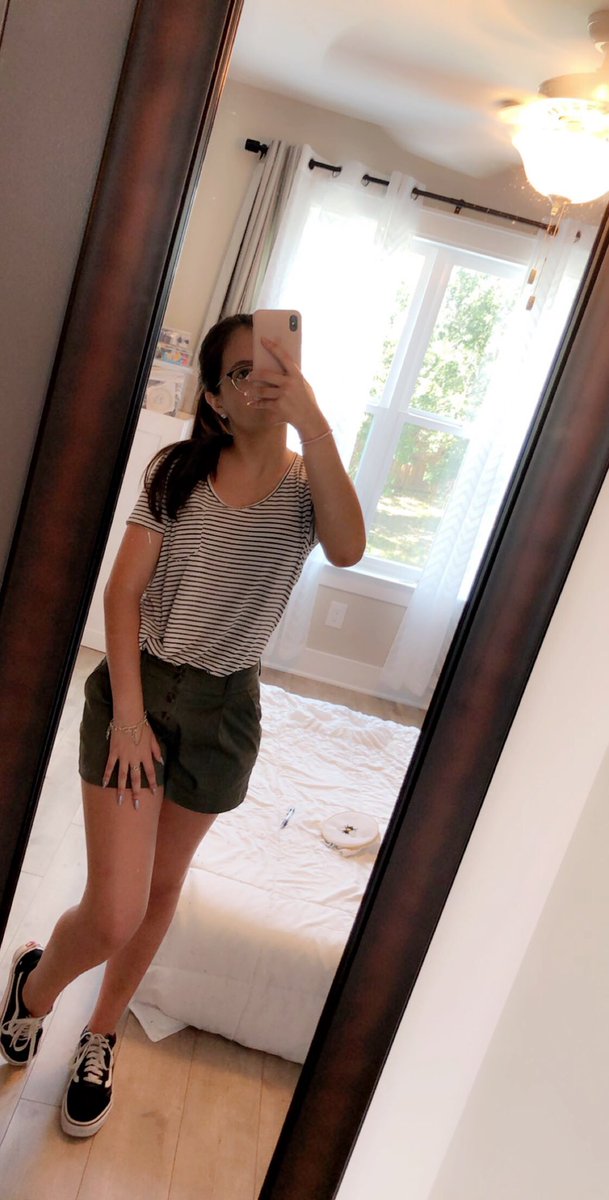 Agmarie18 tweet picture
