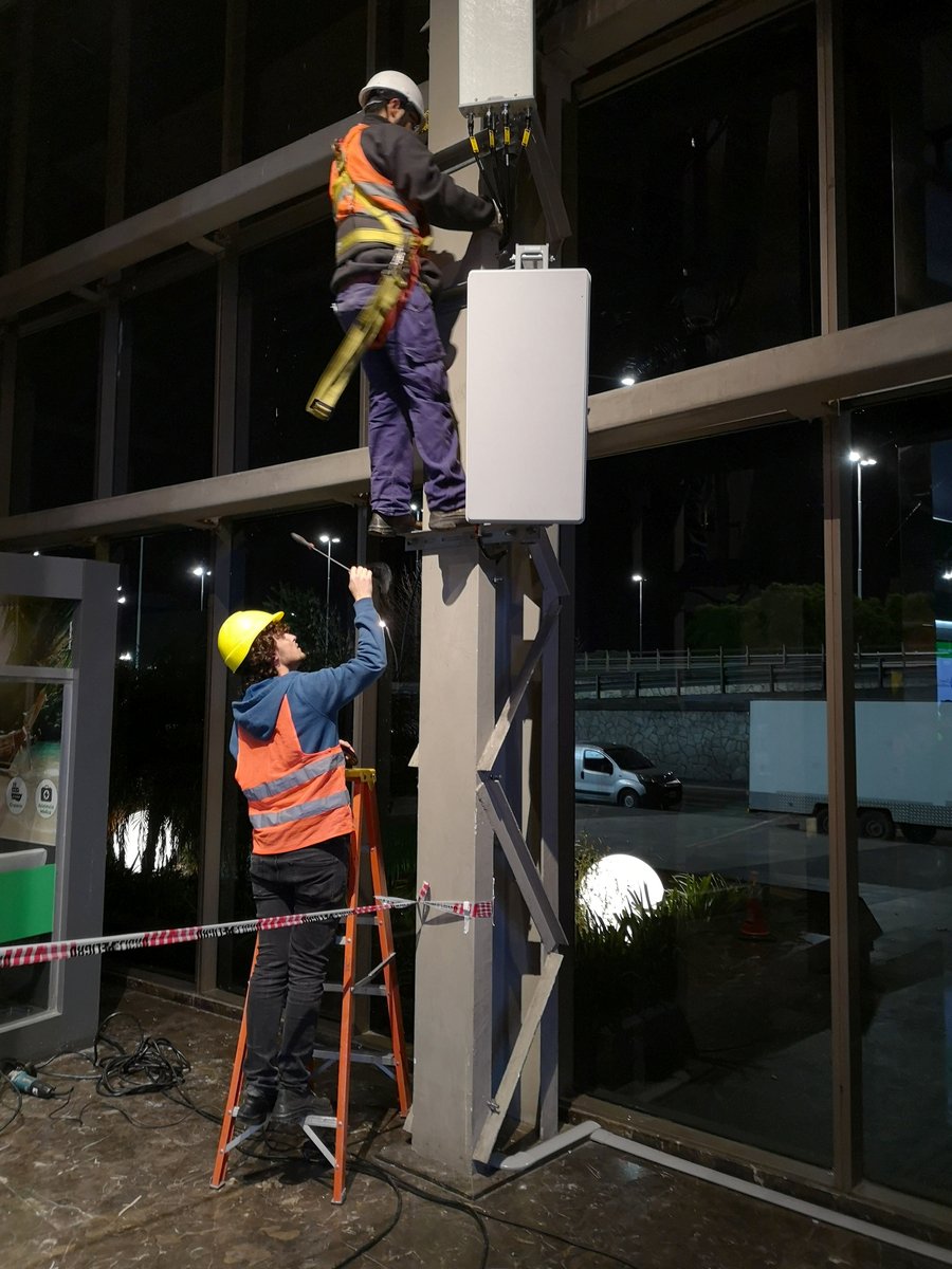 insiemetec's tweet photo. Orgullosos de ser parte de este proyecto! 💪📶@personal @Huawei 

Artículo completo en https://t.co/lULN0Ix2ZL

#telecoms #fibraoptica #networking #datacenter #telecomunicaciones #LTE #wireless #SDH #DWDM #PN #fttx #GPON https://t.co/JGzG8c36Kp