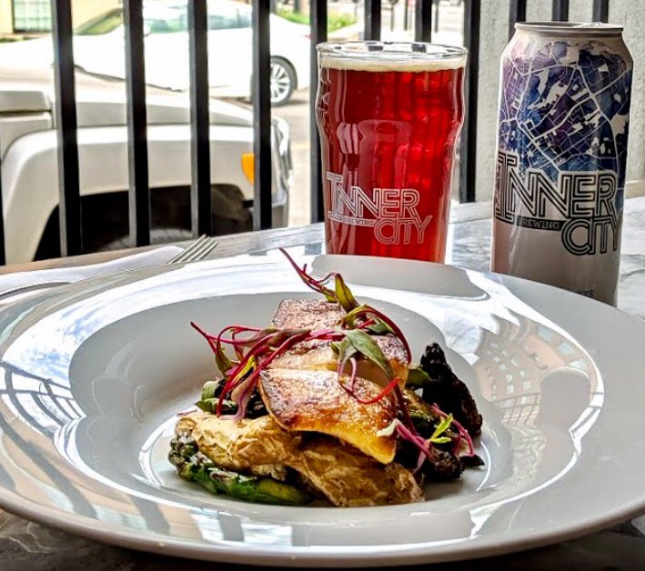 We are celebrating #yycbeerweek <a href="/oxbow_yyc/">Oxbow Restaurant</a> with fresh Seared Halibut in a coconut curry broth inspired by  &amp; paired with Inner City Brewing Company Brickworks English Dark Mild Ale. hotelartskensington.com/yyc-beer-week.…  Portion of proceeds earmarked for <a href="/CdnCancer/">Cdn Cancer Society</a>
