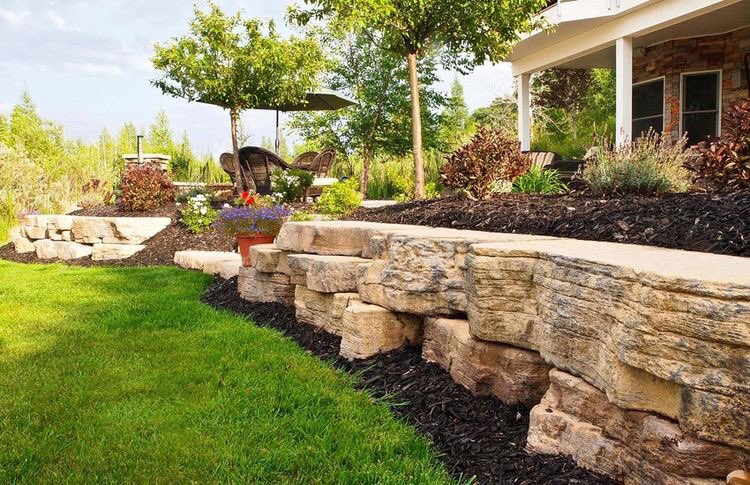 blackdirtco's tweet photo. Whether you have a simple or large retaining wall to create... we have beautiful Rosetta Outcropping available in stock to help bring your vision into reality! #outcropping #barkman #retainingwalls #gardenwalls #youpickuporwedeliver https://t.co/57MSAA6sgt