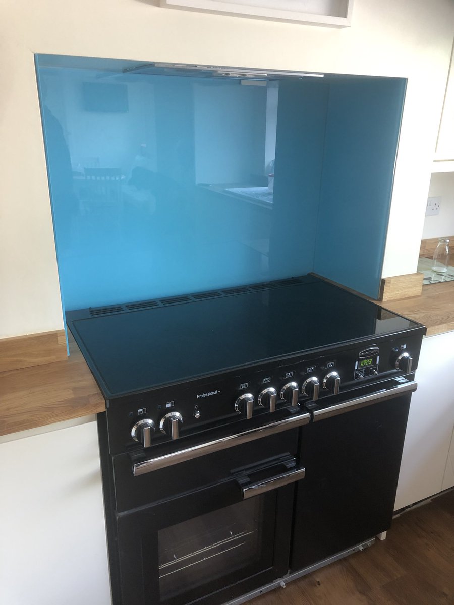 Alnwick Glass tweet media