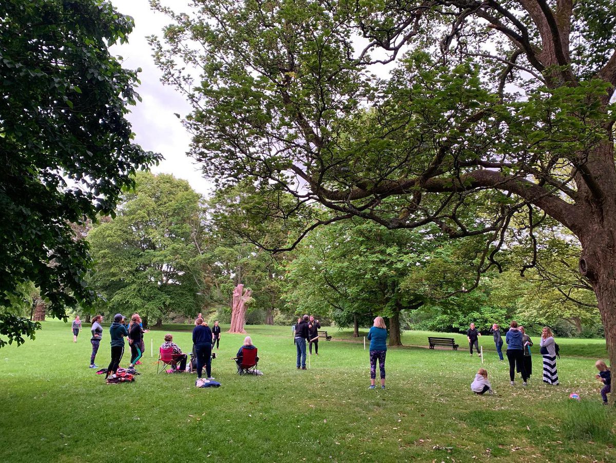 FabFitBath's tweet photo. Amazing last ever Fab Fit bootcamp playing rounders in the park. So lovely to have so many familiar faces celebrating Kate and Fab Fit. What a fabulous end to a fabulous fitness family! 💖 https://t.co/N5emTQ3M4X