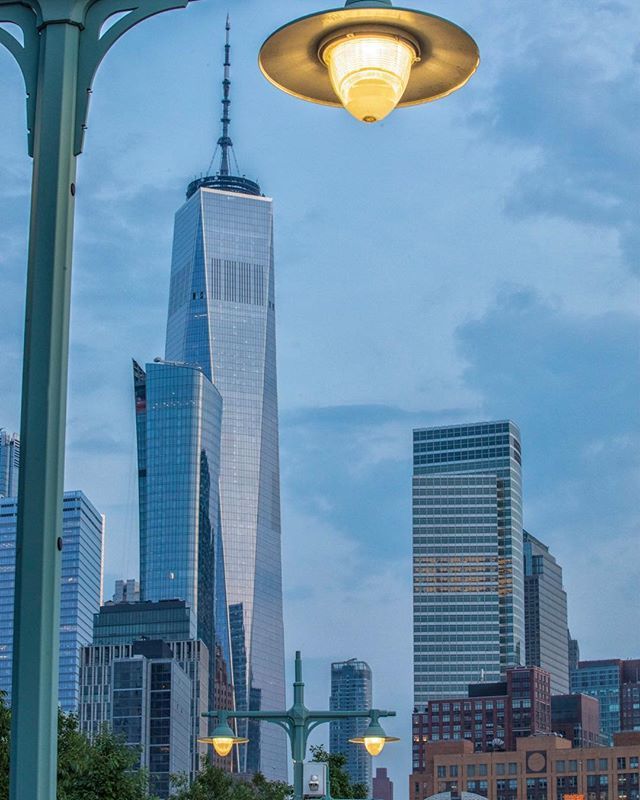 gregnphoto's tweet photo. One World Trade Center from@Hudson river Parkway Pier 26 #city #cityscape #newyorkcity #nyc #skyline #citylights https://t.co/Hi1hM1CcB7 https://t.co/GFFYStxvBo