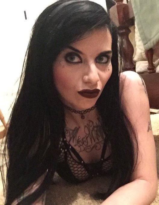 Still seeking a #Bimboification sponsor 🖤 (bonus points if you get off on it😏)     💅🏼👠💋💄🍭🎀✨ https://t<a href="/tag/bimboification"class="tags">#Bimboification</a>