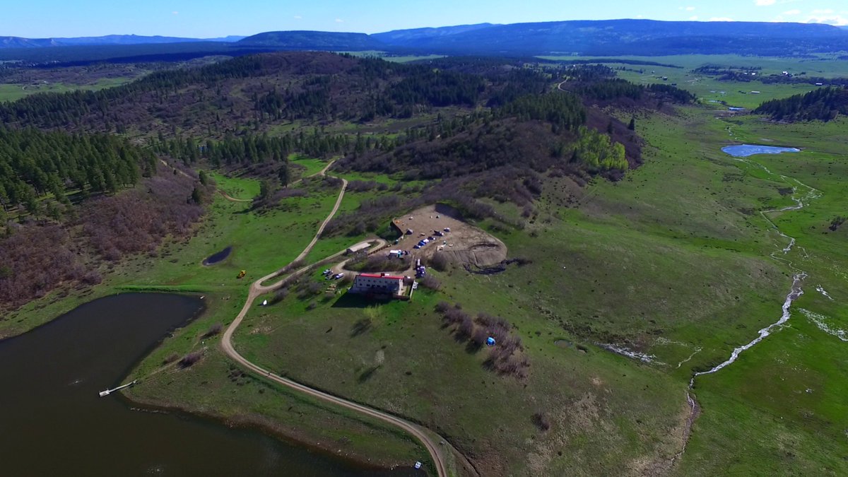 #ElkLakeLodge outside #PagosaSpringsCO for <a href="/Grimerica/">Grimerica - Darren</a> CAC'19, featuring <a href="/SacredGeoInt/">🇺🇸🐸AstroMonk🐸🇺🇸</a> Randall Carlson and the <a href="/SnkBrs/">Brothers of the Serpent Podcast</a> Kyle and Russ for 10-days of wild fun and explorations at 8500' elevation - YES, we were HIGH!