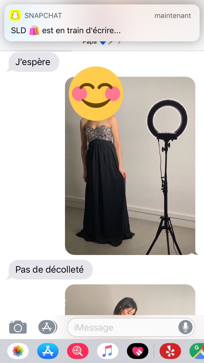 cmlgf's tweet photo. Avec ma cousine on essaye de me trouver une robe pour le mariage de mon cousin et Azy regarder comment mon père il abuse Wsh https://t.co/c4hdeY7G8d