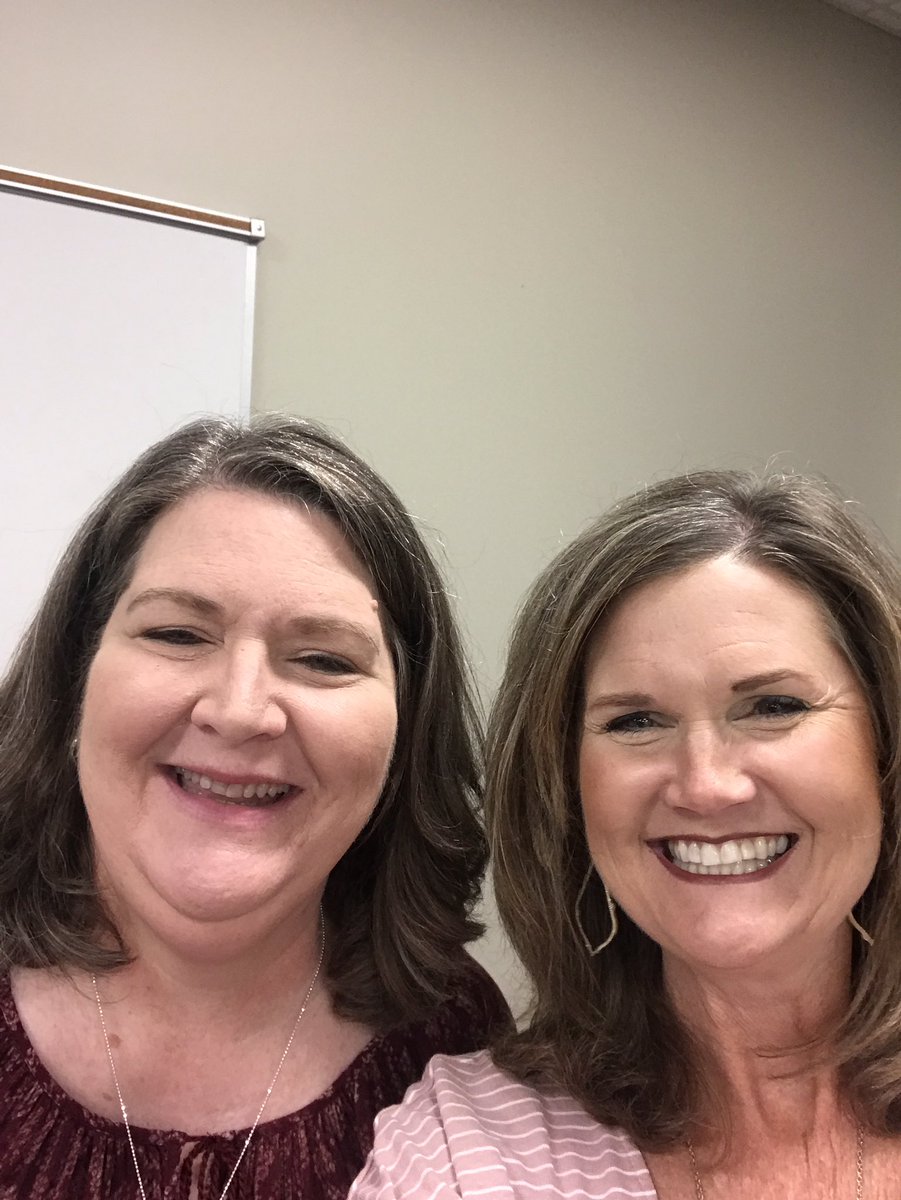 msubulldog's tweet image. First pic 11:00 p.m. Regional-Starkville
Second pic 8:30 a.m. Work Meeting-Ridgeland #forthedawgs #HAILSTATE @HailStateBB ❤️🐶⚾️