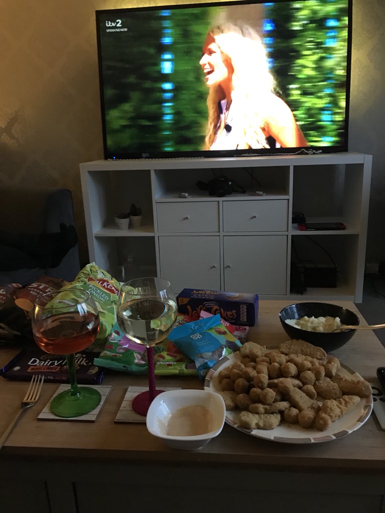 Toni Welsh tweet media