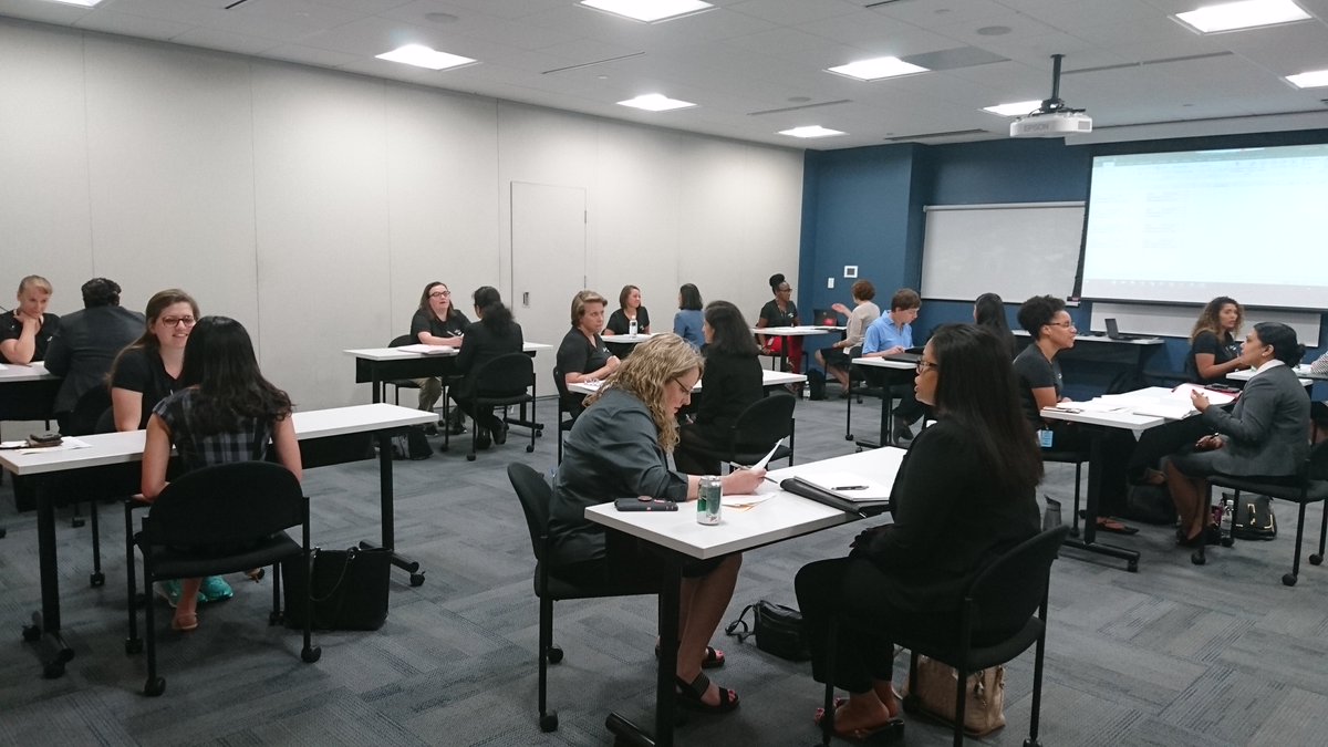 Wolfspeed's tweet image. Last week, @Cree’s Women’s Initiative Program and @dfstnc joined forces to sponsor a successful mock interview event to help participants gain interview experience in a real office setting. We’re proud to continue #PoweringOurCommunity!