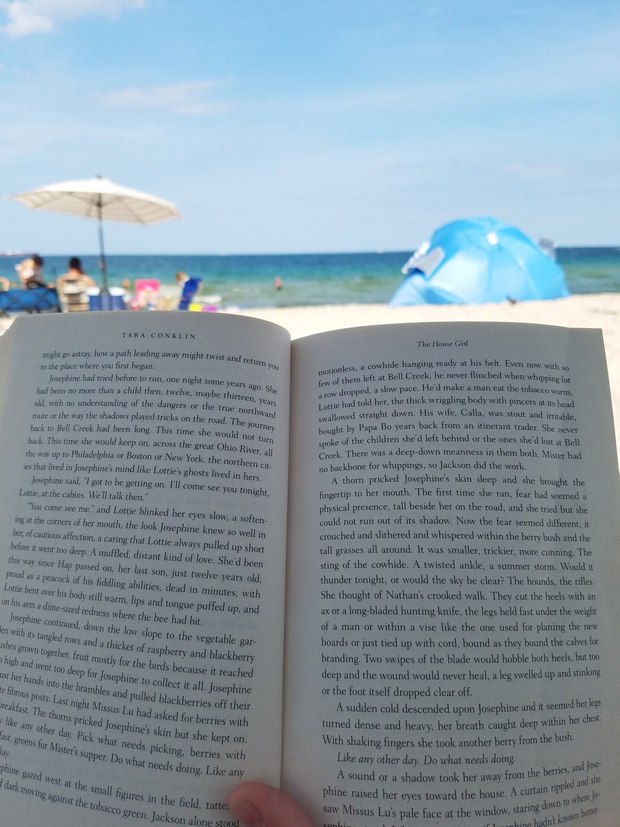 Can't beat a good book on the beach! #jresreads