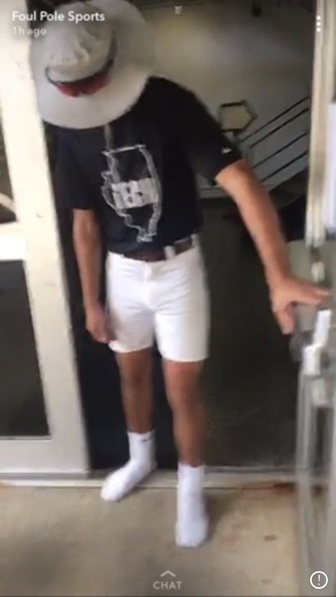 BCarselle's tweet photo. Illinois Tech did it first....
@FoulPoleSports 

#BaseballShorts https://t.co/bSfYHDIMcS