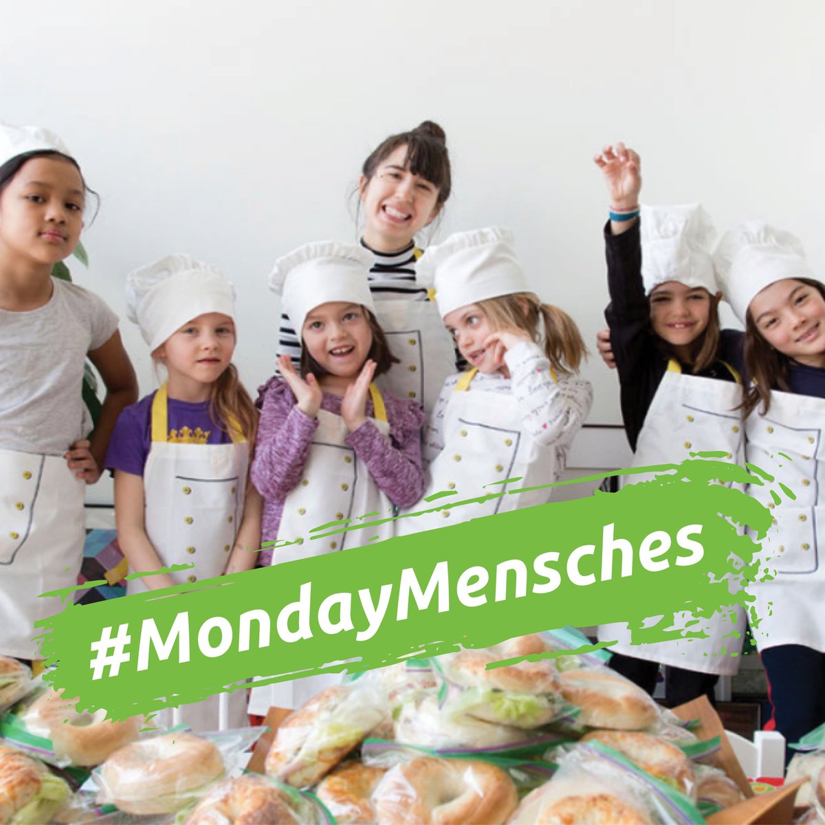 VeahavtaNews's tweet photo. We're thrilled about the new #MondayMensches on the block, the amazing crew from #KidKind! Thanks to this collective for your generous food donation recently. We look forward to doing more with you in the coming year! #dogood #makeanimpact https://t.co/uClHLASmCG